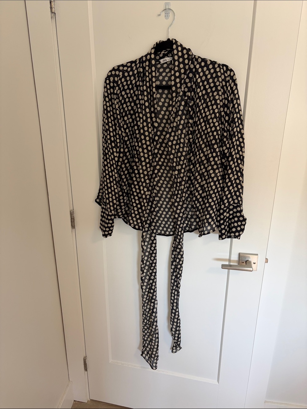 ZARA - SIZE L - POLKA DOT BLOUSE WITH SCARF